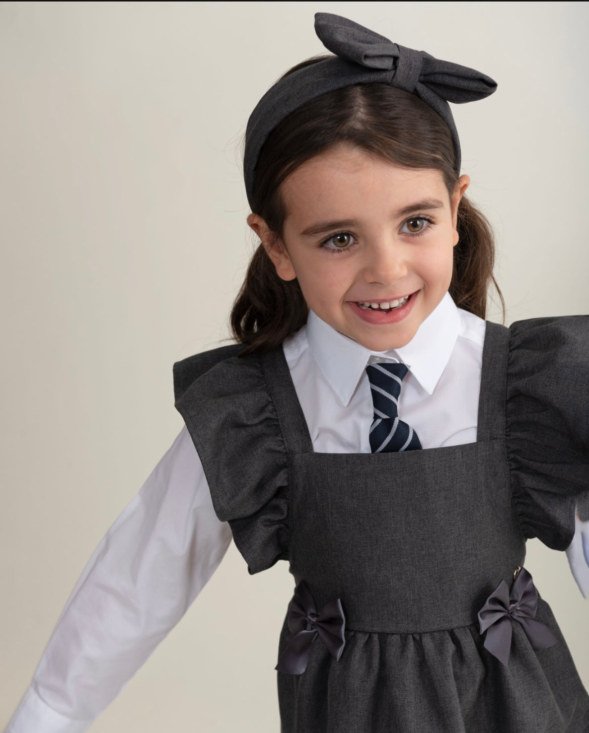 CARAMELO-Flared bow pinafore (Grey)