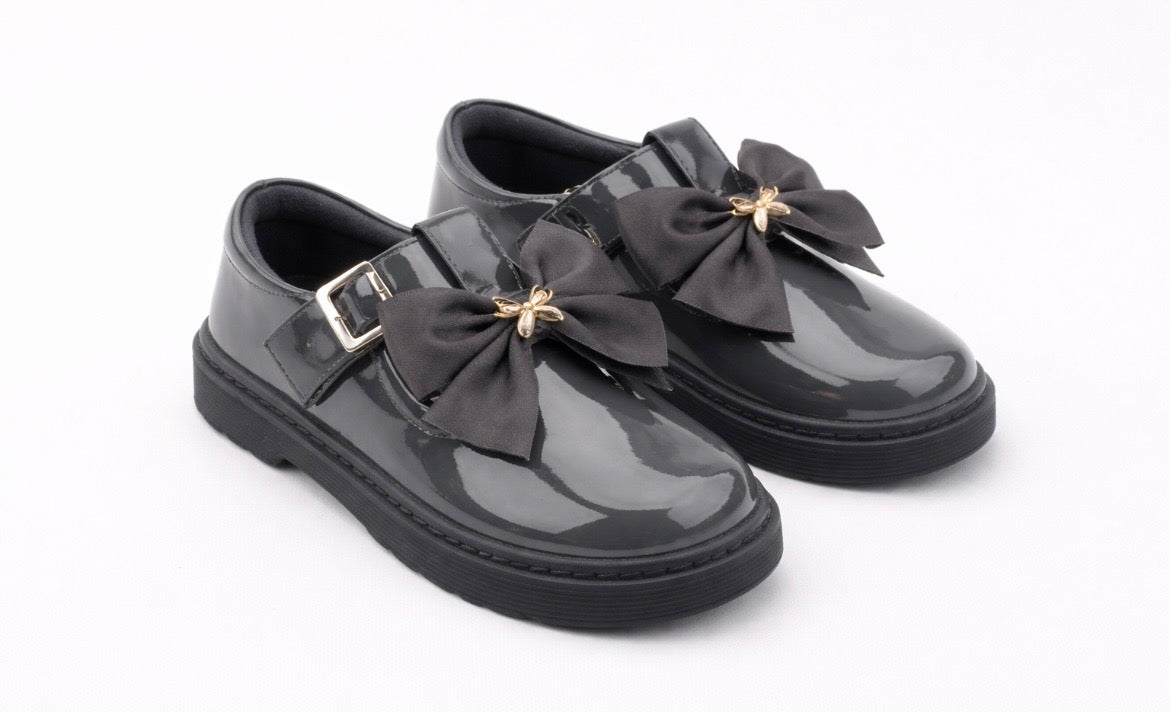 CARAMELO- Large grosgrain bow school shoe