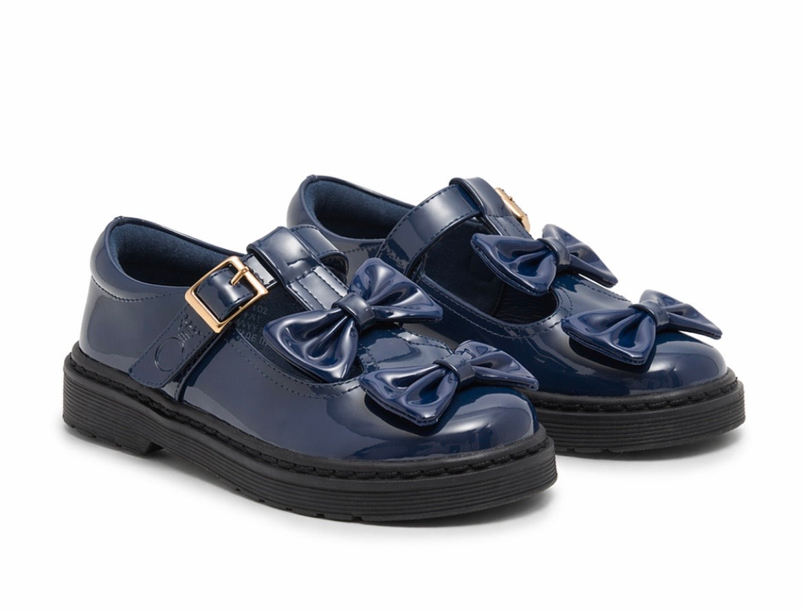 CARAMELO- Double bow buckle shoe