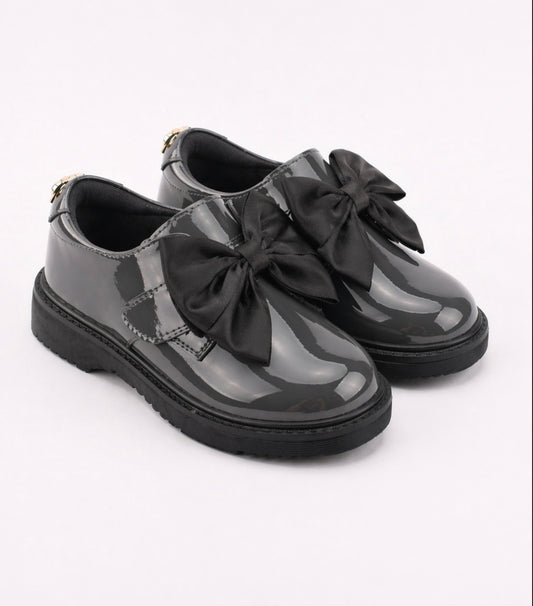 CARAMELO- Velcro school shoe