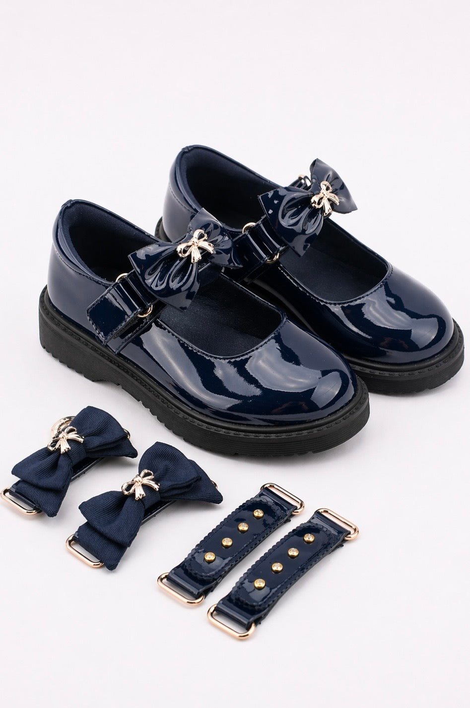 CARAMELO- Interchangeable strap school shoe